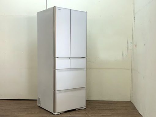 Góc trái Tủ lạnh Hitachi R-XG48J dung tích 480l màu tráng có ngăn hút chân không