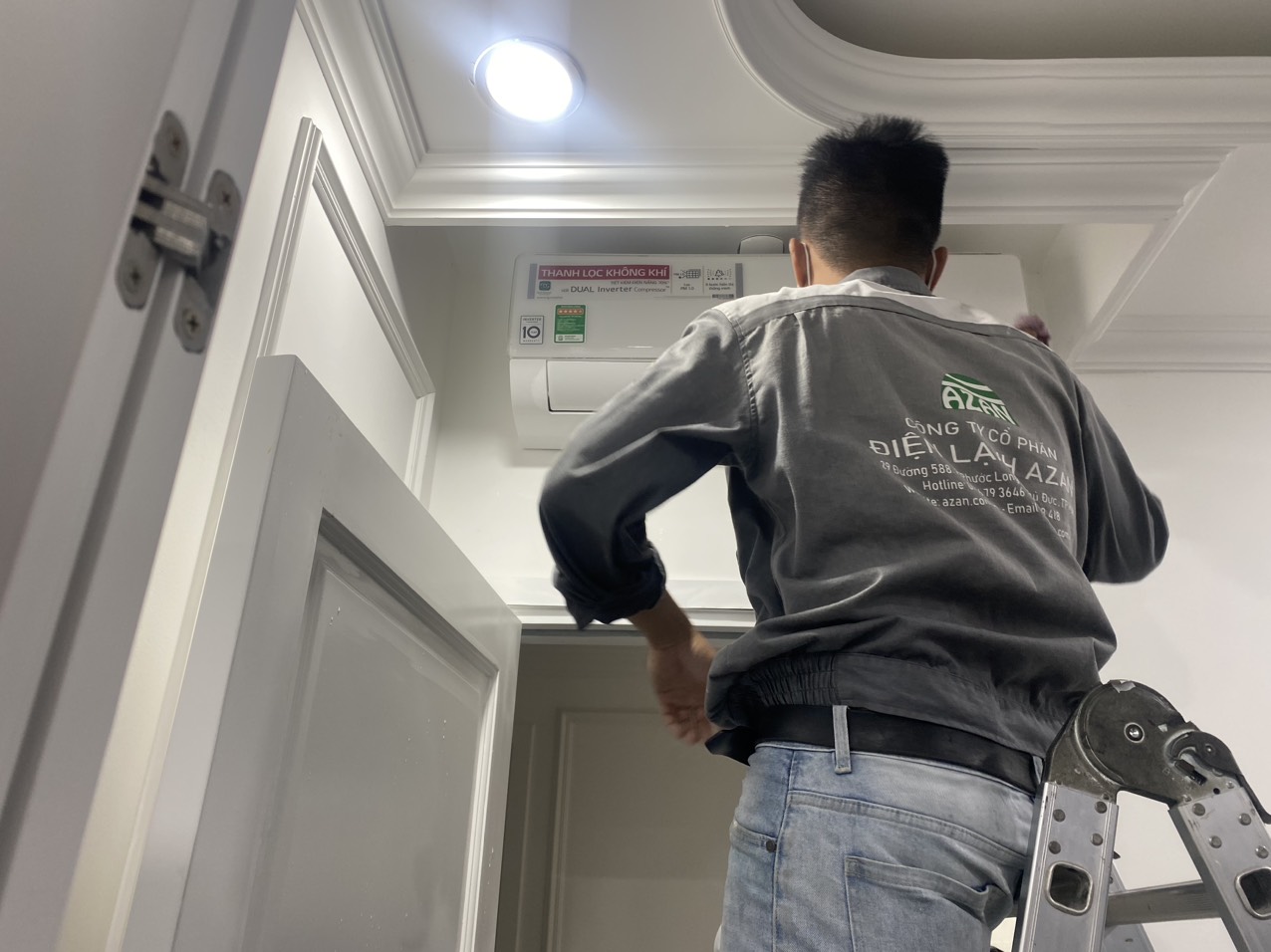 Vệ Sinh Sửa Chữa Máy Lạnh Vinhomes Grand Park Thủ Đức