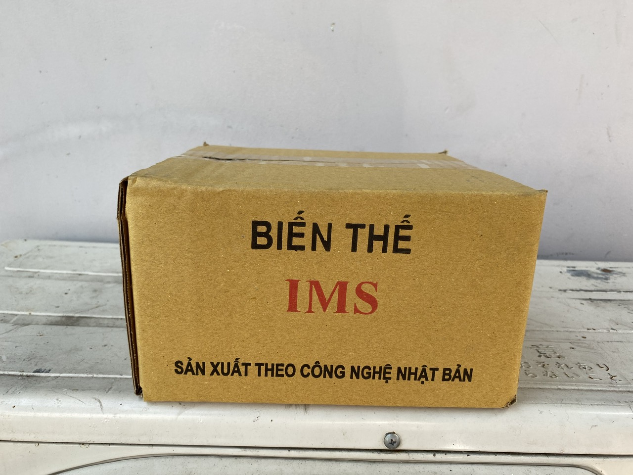 Biến Thế Đổi Điện 20A từ 220V sang 100V Chuẩn Điện NHẬT BẢN
