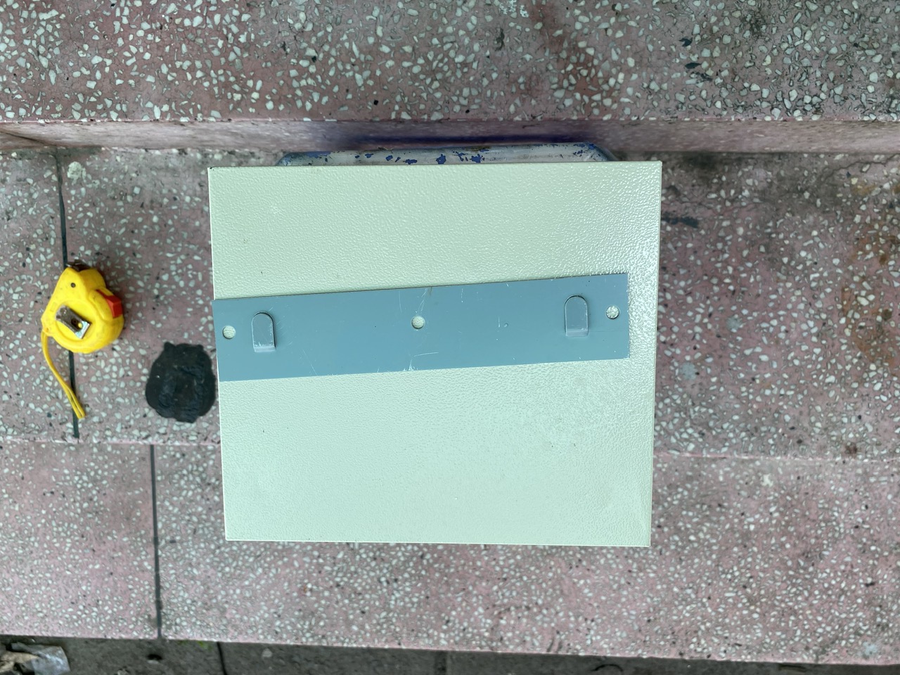 Biến Thế Đổi Điện 20A từ 220V sang 100V Chuẩn Điện NHẬT BẢN