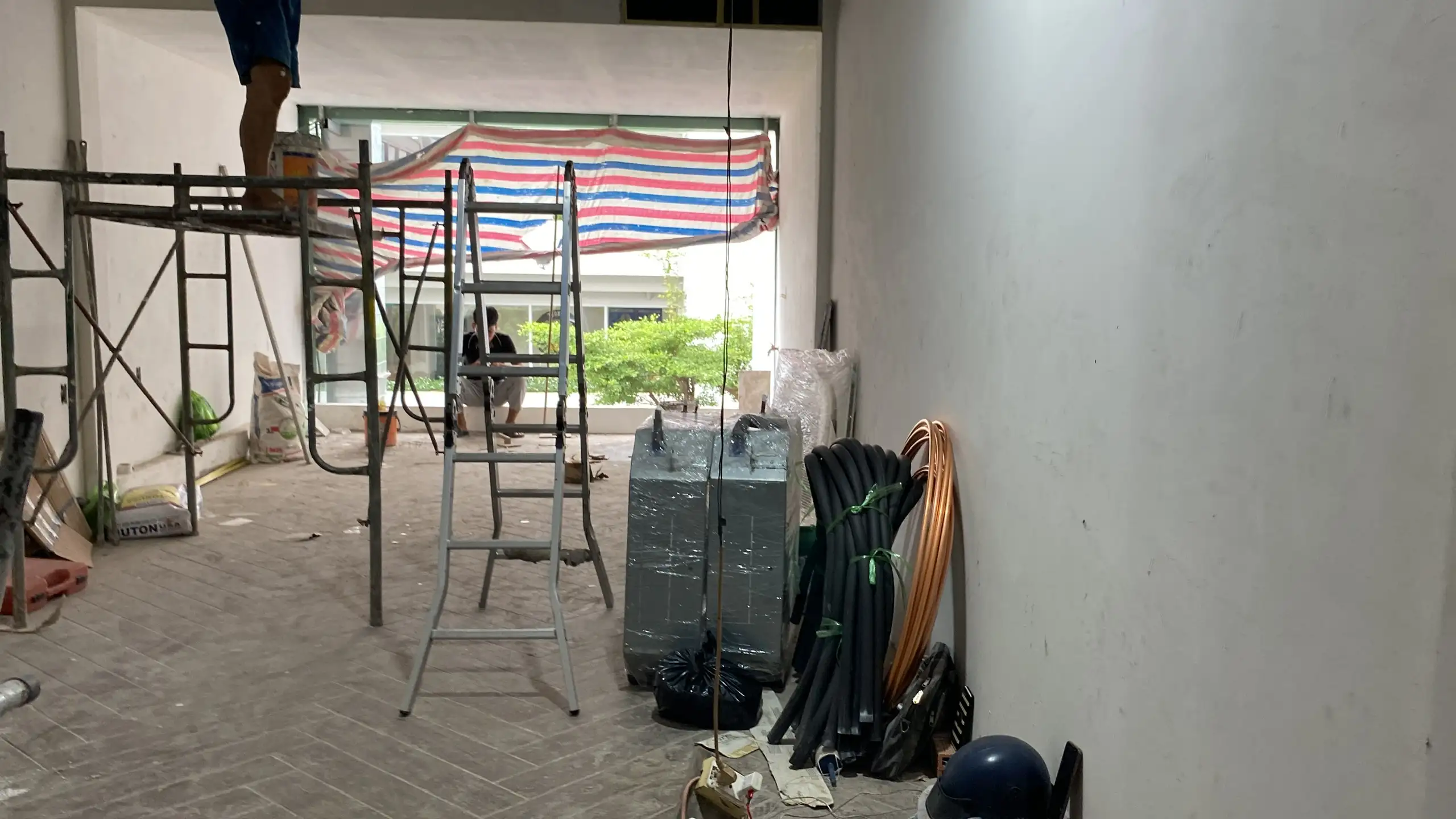 Lắp đặt ống đồng máy lạnh âm tường tại Thủ Đức