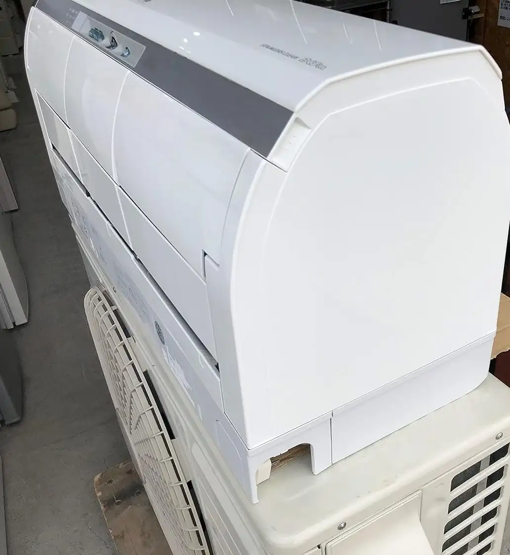 Máy lạnh nội địa Nhật Hitachi RAS-X40G2 (W) 2HP